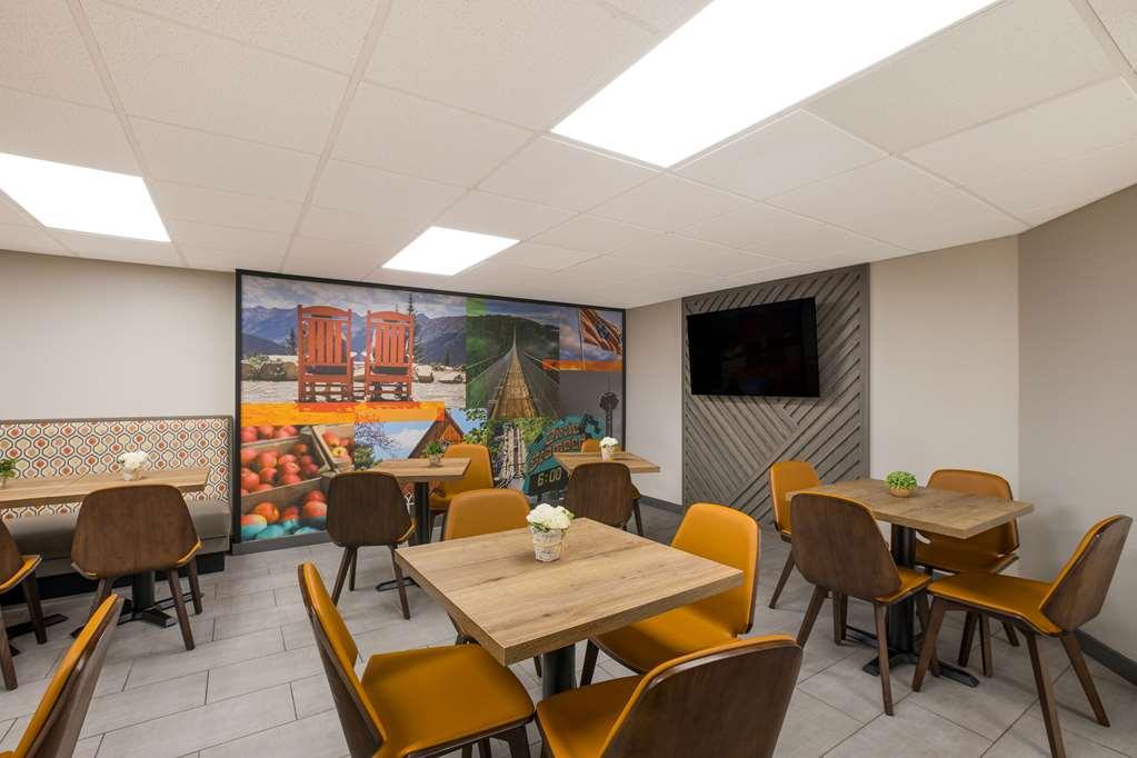 Clarion Pointe Sevierville-Pigeon Forge 餐厅 照片