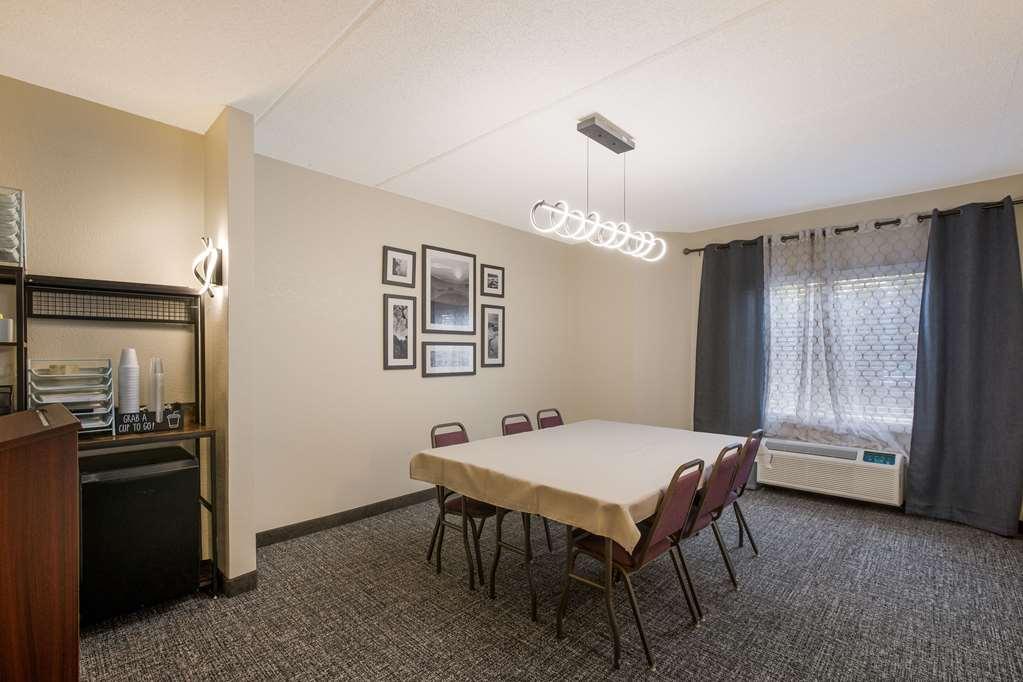 Clarion Pointe Sevierville-Pigeon Forge 设施 照片