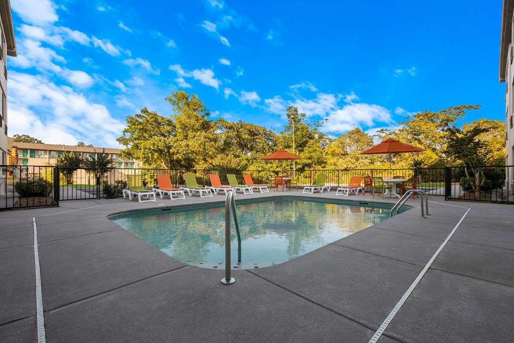 Clarion Pointe Sevierville-Pigeon Forge 设施 照片